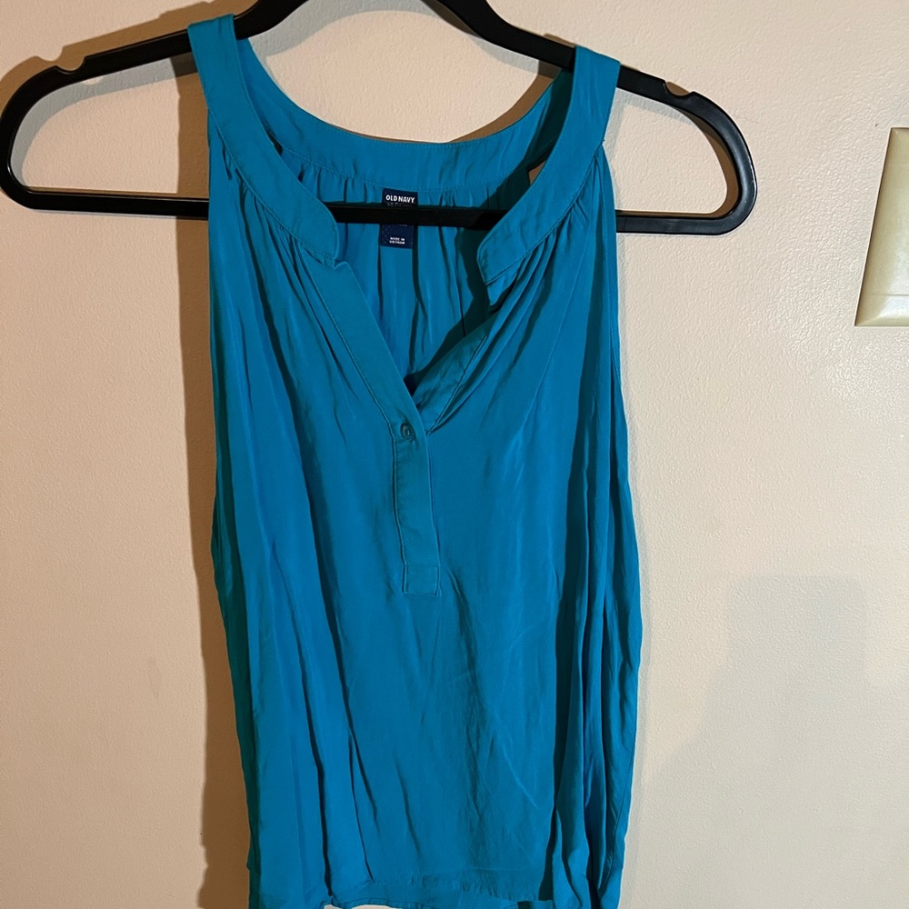Old navy blue tank top medium
